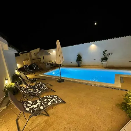 Villa Natka *